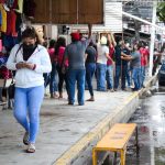 Retira Vía Pública 200 estructuras de puestos semifijos en la avenida Cuauhtémoc