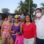 Da alcaldesa silbatazo del Maratón Internacional de Acapulco
