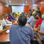 Atienden funcionarios de Capama a buzos y pescadores de Caleta y Caletilla