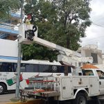 Continúa Gobierno Municipal rehabilitando luminarias de la ciudad