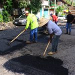 Intensifica Gobierno Municipal trabajos de Bacheo en la ciudad