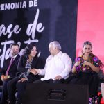 Asiste Abelina López, a Ceremonia de Pase de Estafeta del Tianguis Turístico