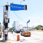 Repara gobierno de Abelina López Rodríguez semáforos dañados por lluvias