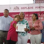 Entrega Abelina López Rodríguez apoyos del programa “Transformando tu Vivienda”