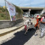 Refuerza Gobierno de Abelina López Rodríguez programa de bacheo en Las Cruces.