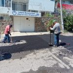 Implementa Gobierno de Abelina López Rodríguez programa de bacheo en colonias de Acapulco.