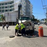 Intensifica CAPAMA brigada emergente de reparación de fugas de agua potable y desazolve de pozos de visita.