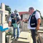 Fumiga Gobierno de Abelina López Rodríguez panteones de Acapulco.