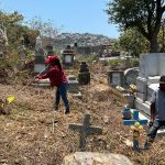 Arranca Gobierno Municipal brigadas de limpieza en panteones previo al Día de las Madres.