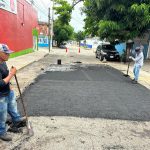 Atiende Gobierno de Abelina López Rodríguez reportes a través de Maquinaria Pesada