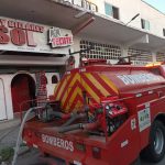 Sofocan Bomberos Municipales incendio de bar en el Centro de Acapulco