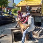 Avanza rehabilitación de rejillas pluviales en la avenida Ejido
