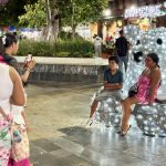 Renueva Acapulco su imagen navideña con más de 400 series de luces y 80 figuras