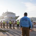 Ancla en Acapulco el crucero MS Amera con más de mil personas a bordo