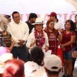 Destina Abelina López más de 6.2 mdp a mejorar andadores en Jardín Mangos