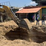 Sustituye Capama colectores sanitarios en la zona poniente de Acapulco