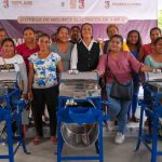 Respalda Abelina López la economía de mujeres rurales con 500 molinos eléctricos