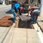 Repara Gobierno de Acapulco rejillas pluviales en distintos puntos de la ciudad