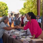 Escucha Abelina López a vecinos de Ciudad Renacimiento en Cabildo Abierto