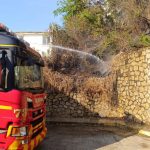 Sofocan Bomberos incendios en Costa Azul y la carretera Acapulco-Chilpancingo
