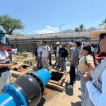 Conocen estudiantes de la UAGro sistemas de captación de agua en el río Papagayo