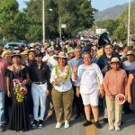 Convive Abelina López con habitantes de Xaltianguis durante festejo de San Isidro