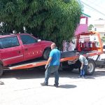Mantiene Gobierno de Acapulco operativo de retiro de vehículos abandonados en Cumbres de Figueroa